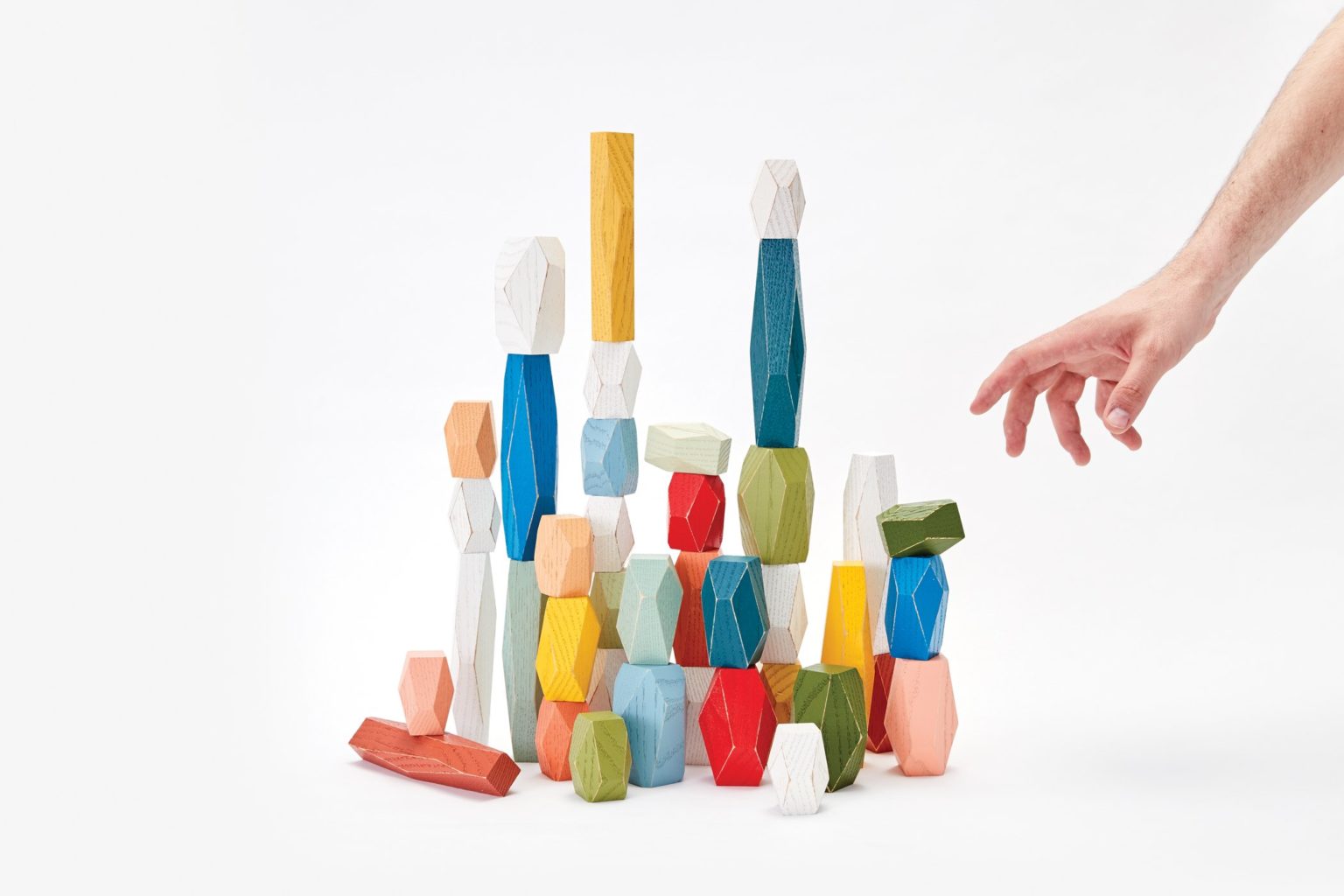 15 Best Educational Wooden Building Blocks For Kids | Abakcus